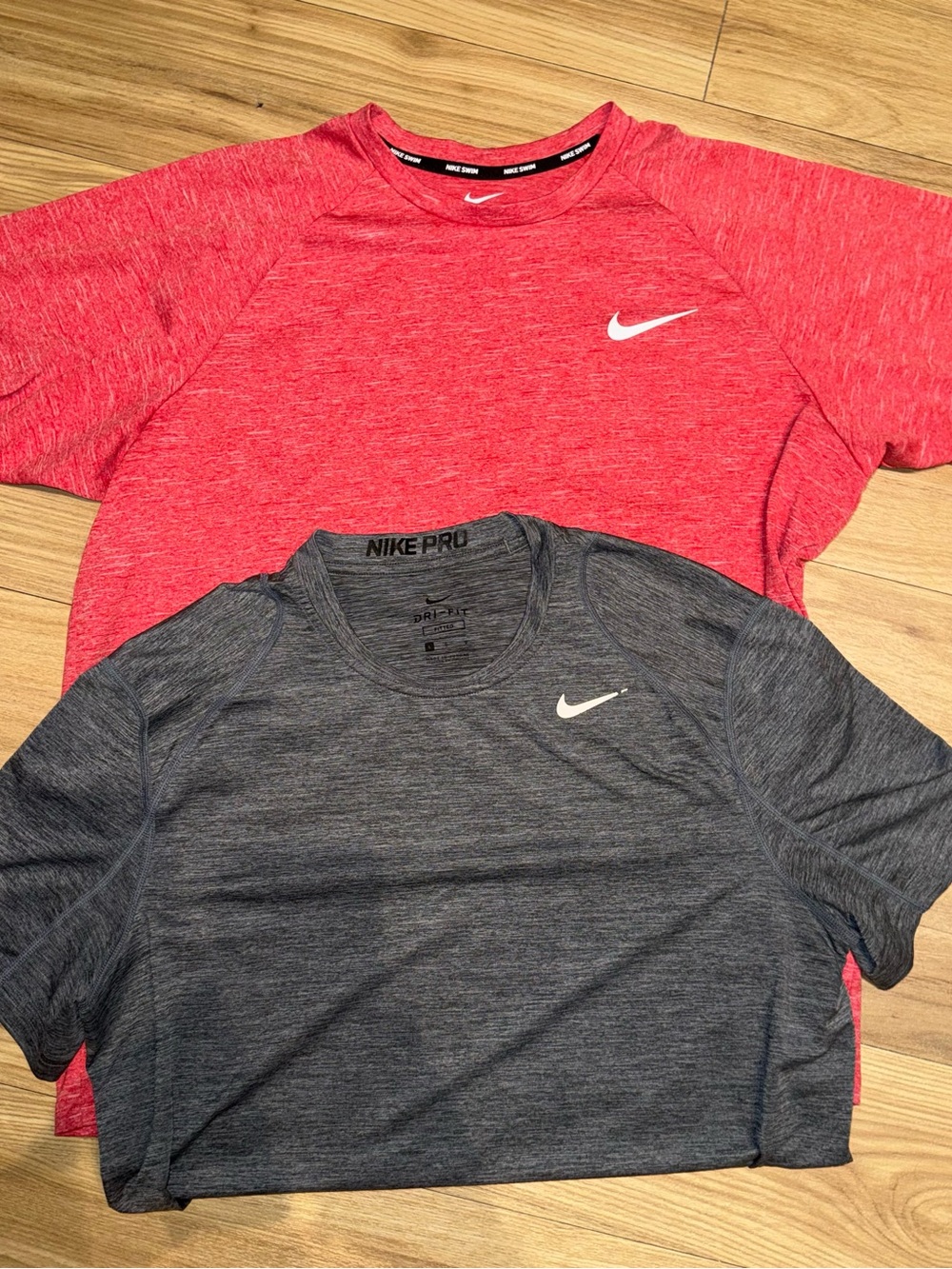 Nike Heather Red & Heather Gray Dri-FIT Athletic Tops Lot of 2 Men’s large - Picture 3 of 3
